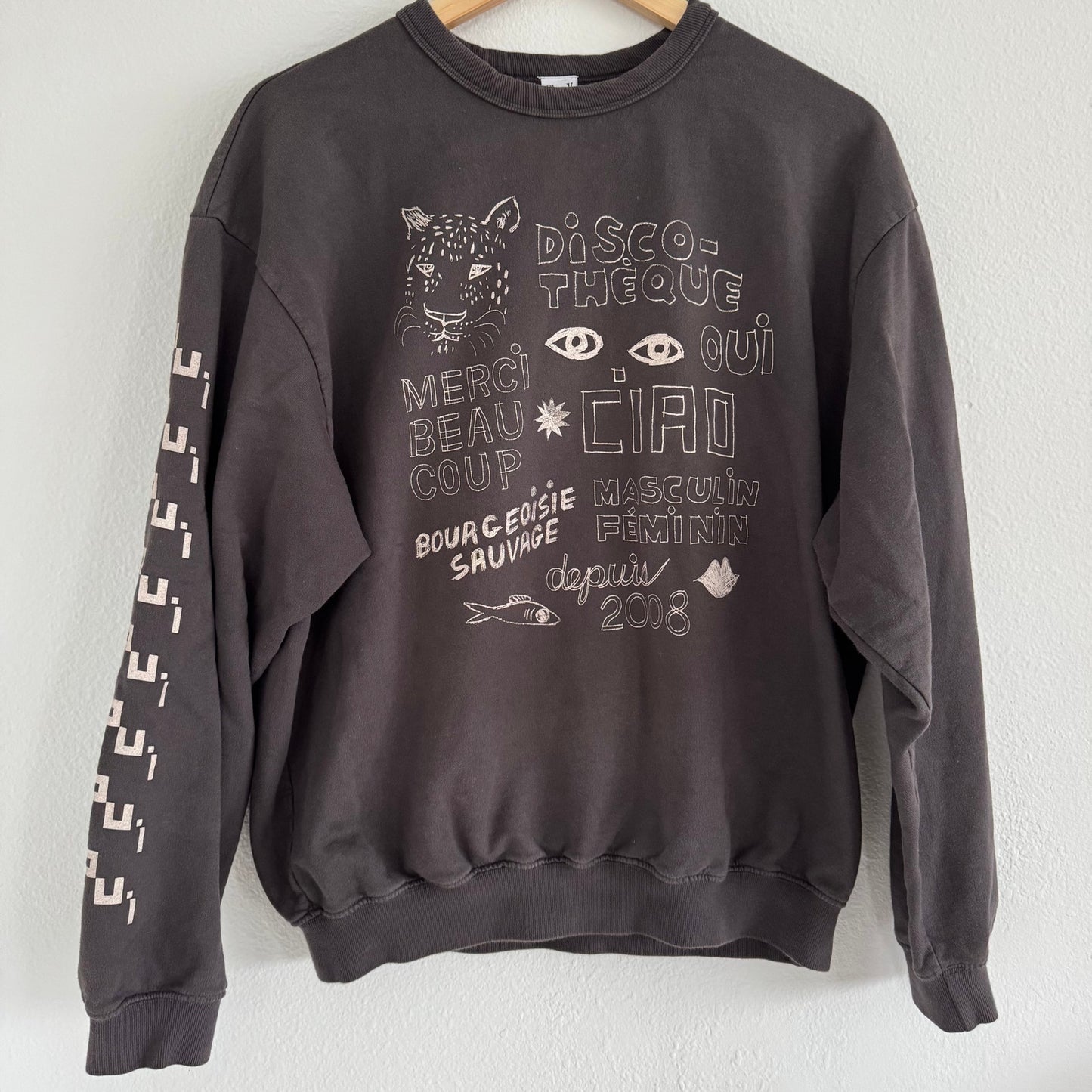 Clare V Oversize Sweatshirt In Charcoal W/ Cream Icon Print